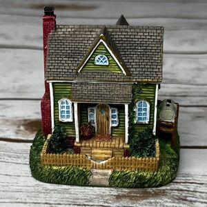 Liberty Falls Good Hillside Farm House Green 1999 Americana Collection HSE8a OS